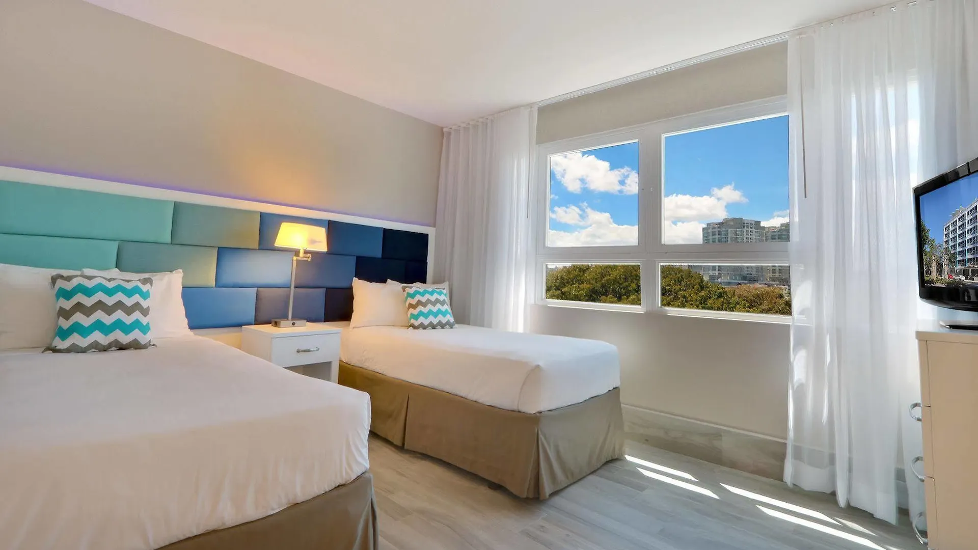 ***  The Wave Hotel Condado San Juan Puerto Rico