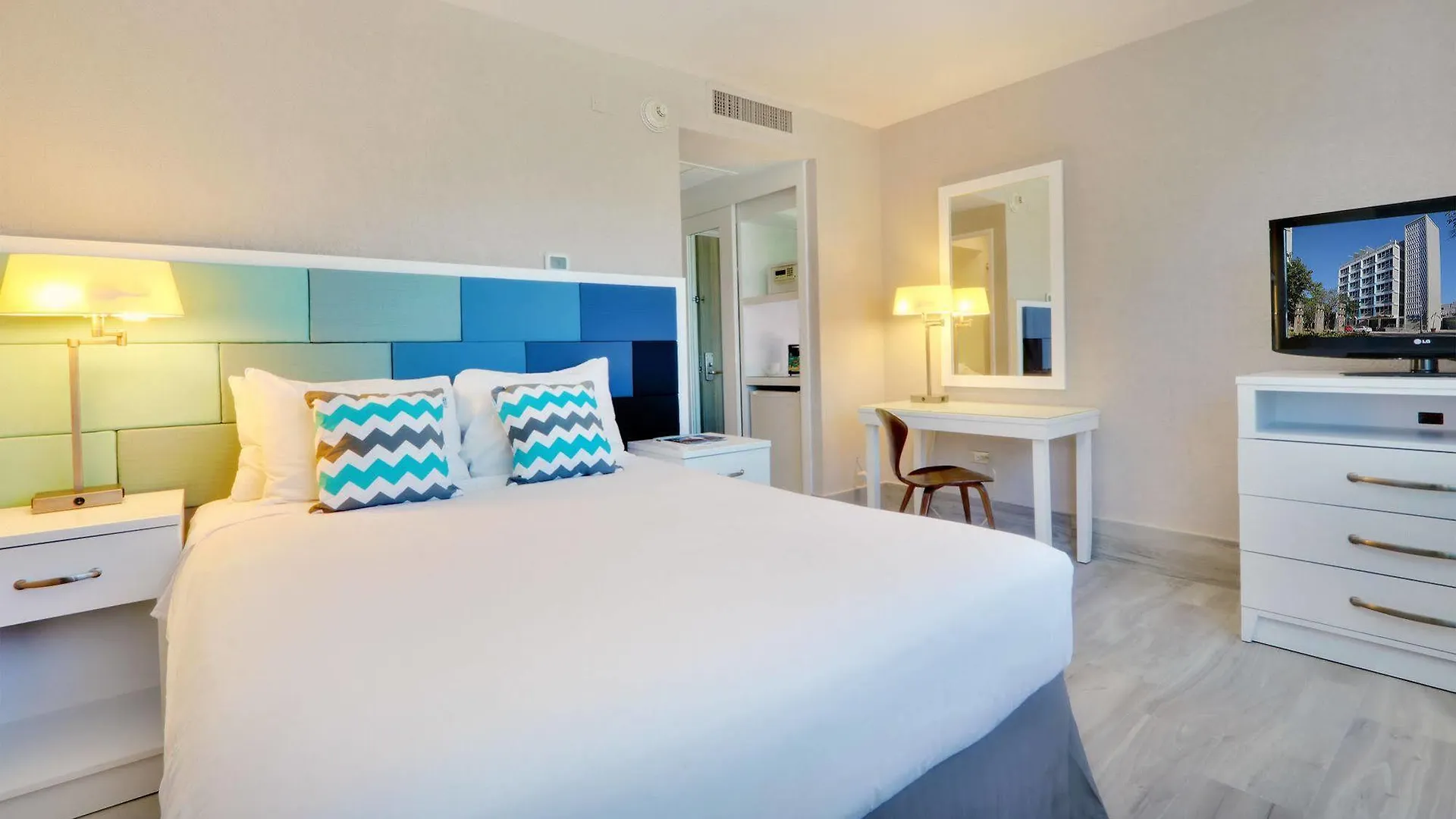 The Wave Hotel Condado San Juan